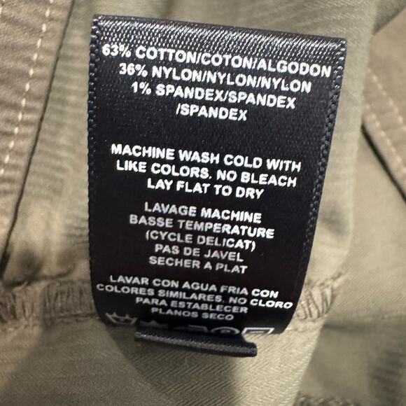 Kuhl Jacket Womens XS Button Zip Front Cargo Utility Olive Green Built In Hood - Picture 12 of 14